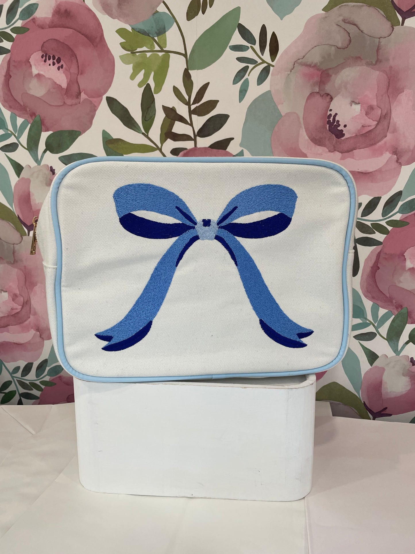 Blue Bow XLarge Canvas Embroidered Bag