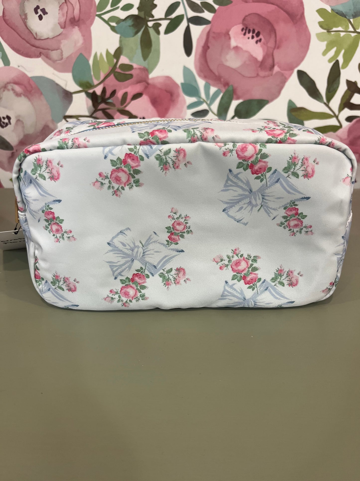 Farrah Floral Cosmetic Collection